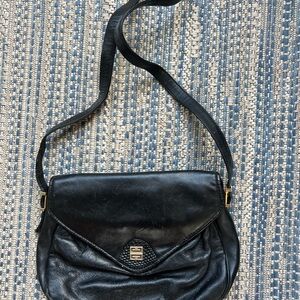 Vintage GIVENCHY leather shoulder bag
